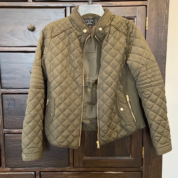 Love Tree Jackets & Blazers - Love Tree lightweight quilted jacket, NWOT